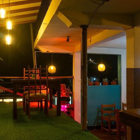 Refresh Inn Ella Εξωτερικό φωτογραφία