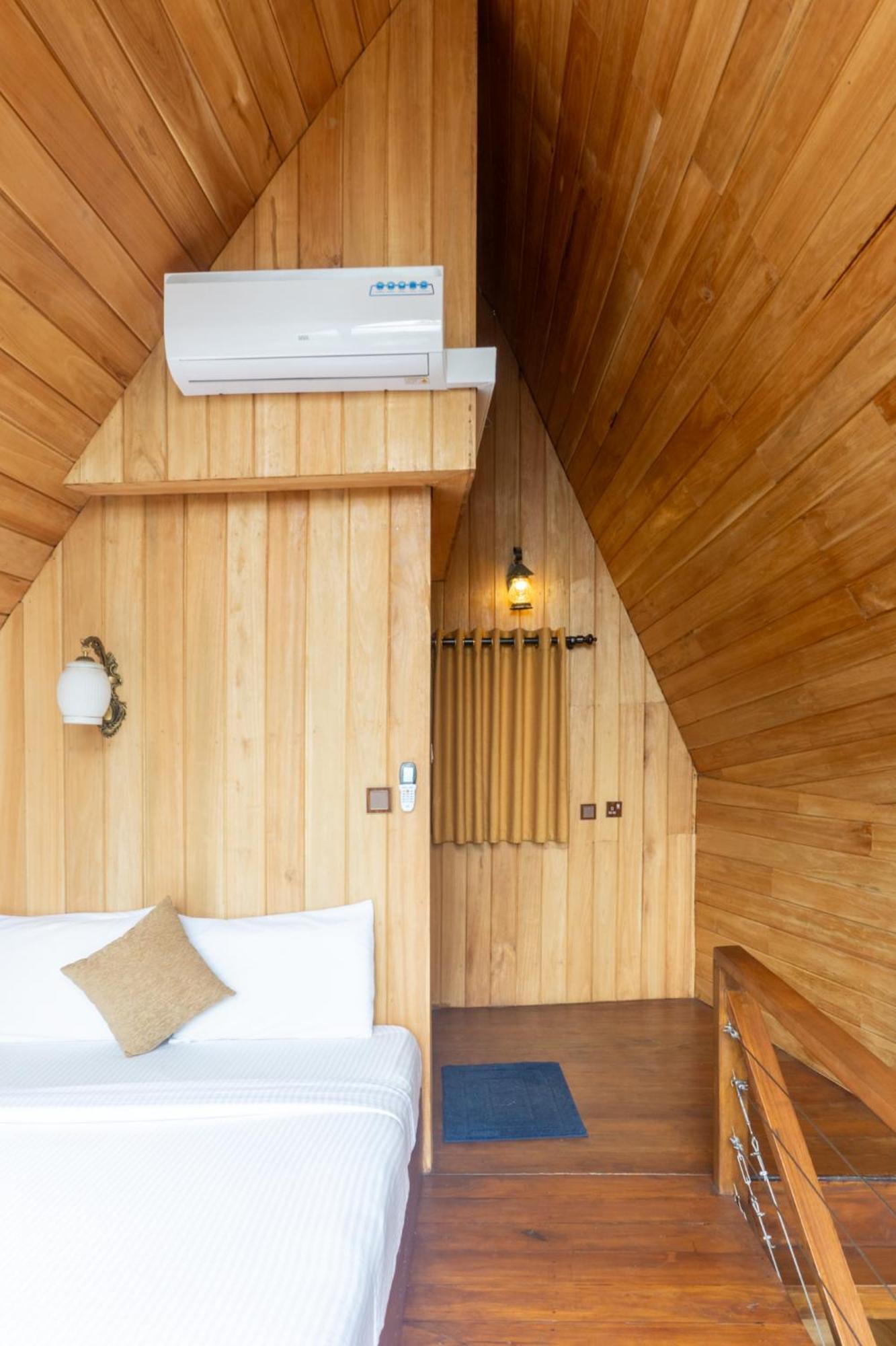 Refresh Inn Ella Εξωτερικό φωτογραφία